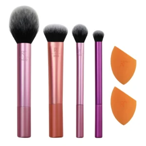 Real Techniques Everyday Essentials Makeup Brush Set with Sponge