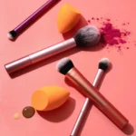 Real Techniques Everyday Essentials Makeup Brush Set with Sponge