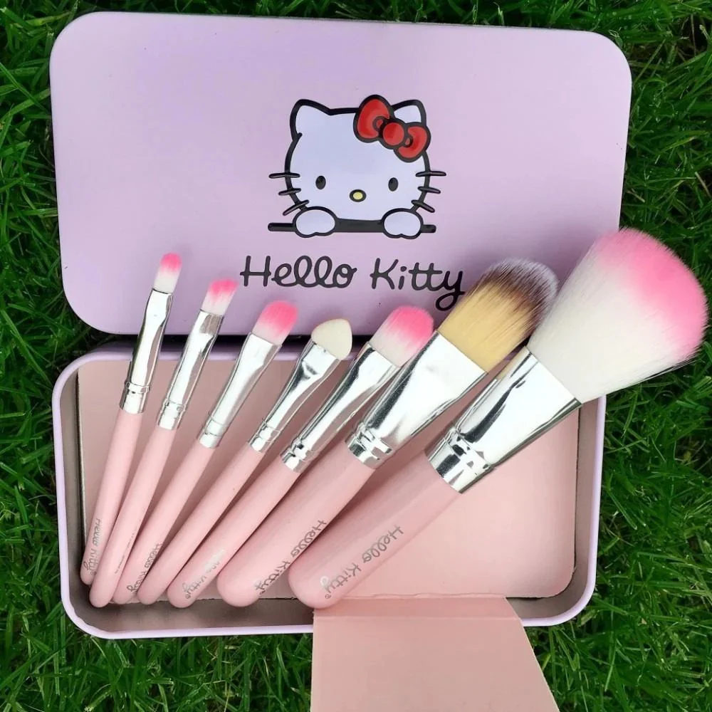 Hello Kitty Makeup Brush Set – 7 Pieces