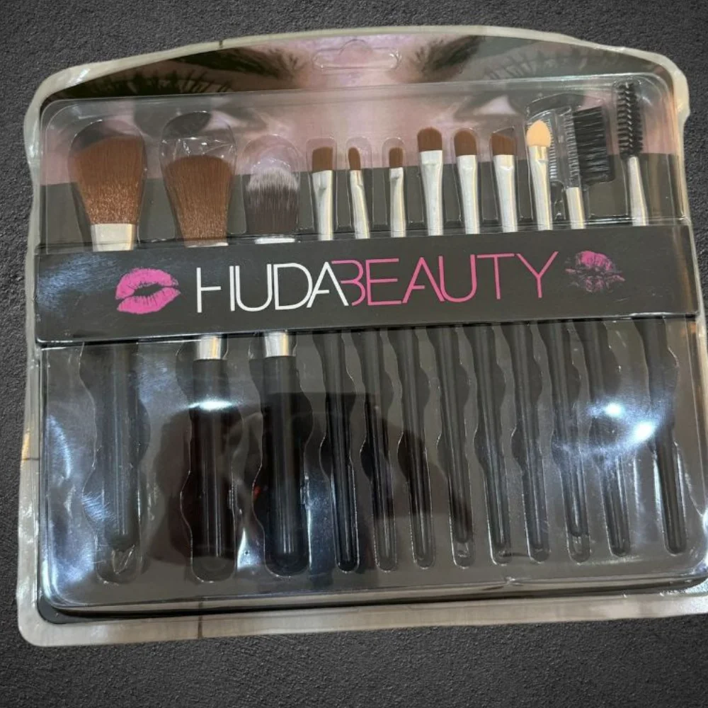 Huba Beauty Makeup Brush Set – 12 Pieces