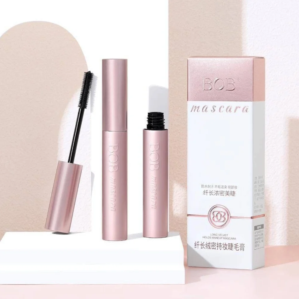BOB Long Velvet Holds Volumizing Mascara